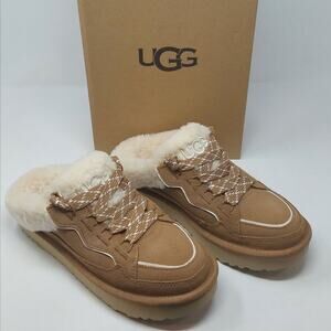 UGG Lowmel Mule Shoes Womens Size 8 Chestnut Suede Sheepskin Lined Slippers Cozy